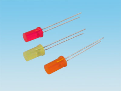 LED CILINDRICO --- Iv(mcd)=3,2 / If(mA)=10 / Ang.Vista=100 / Color Caja=Rojo difuso / 脙藴=5,9x9,6 mm