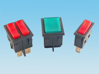 Interruptor bipolar de balancin luminoso,16A@250V, ON/OFF ,32x14 mm, color rojo