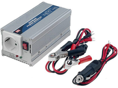 Convertidor CC/CA A301-300W-12V USB de AKOWA, inversor de onda trapezoidal CC/CA con salida USB disponible en Biltron.