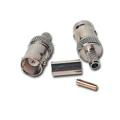 Conector BNC hembra aéreo para crimpar cables RG59 con terminal de carga de 75 Ω, disponible en Biltron.