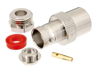Conector BNC hembra aéreo para soldar cables RG58 con terminal de carga de 50 Ω, en Biltron.