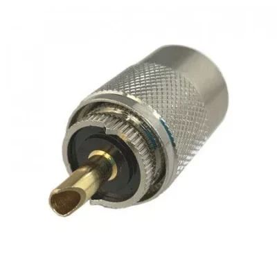 Conector UHF macho aéreo de rosca para cables RG213 con terminal de carga de 50 Ω, en Biltron.
