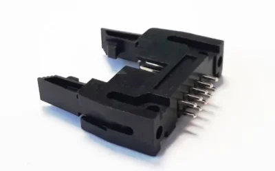 Imagen de un Conector IDC Macho Recto, Extractor Corto, PCB, 2脳5 Pines en Biltron.