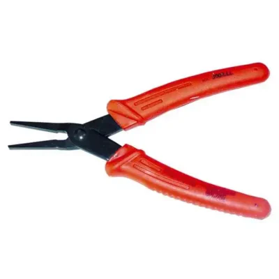 Imagen de un Alicate de Punta Plana Lisa de 150 mm, en Biltron.